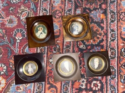 Cinq petites miniatures - Photo 1