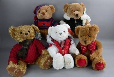 HARROD'S, Réunion de 5 nounours (années : 2004, 2001, 1997 2…