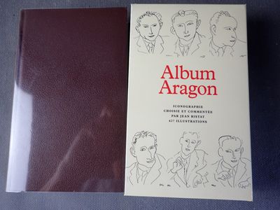 une image représentant un livre sur lequel figure le dessin d'un groupe de personnes