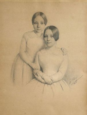 Sur une vieille photo, deux femmes en robe posent pour une photo