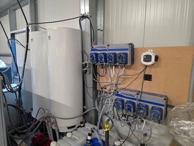 une photo d'un filtre à eau dans un immeuble