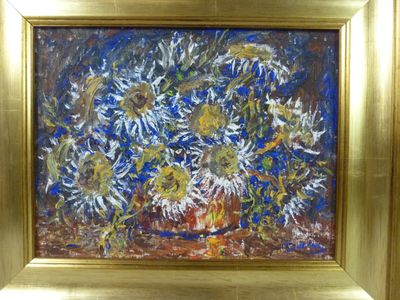 un tableau représentant des fleurs dans un vase, dans un cadre doré
