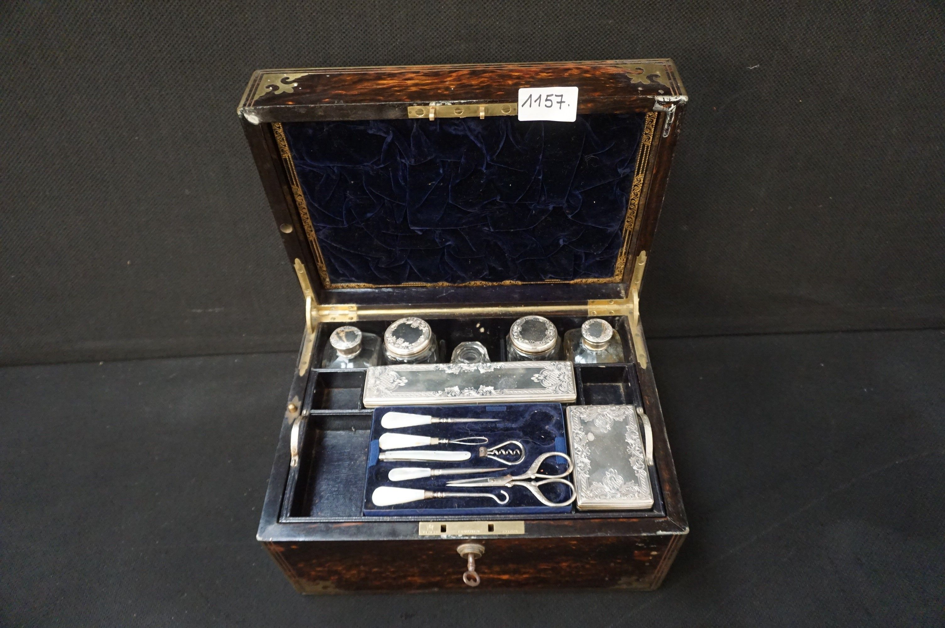 Magnifique « VANITY BOX » victorienne d'époque – contenu en …
