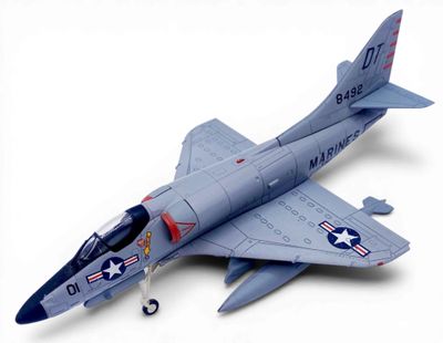 AVION MINIATURE MCDONNELL DOUGLAS, modèle A-4C Skyhaw 1956.