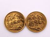 deux souverains d'or britanniques, dont l'un représente un cheval et l'autre un cheval et
