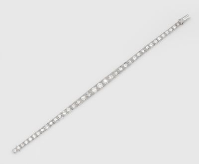 un bracelet serti de diamants, par Cartier