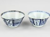 pair of chinese blue and white porcelain bowls