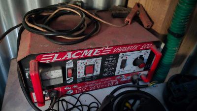 Chargeur de batterie automatique LACME VARMAIC 200 Matériel …