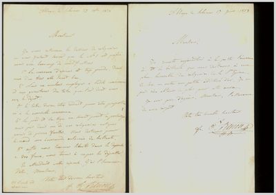 deux pages d'une lettre écrite à l'encre noire sur une feuille de papier