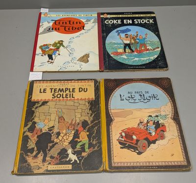 Trois livres pour enfants sont alignés sur une table