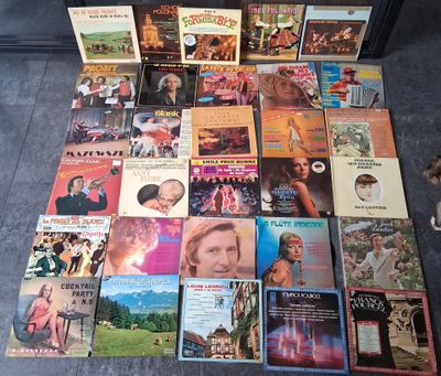 lot de 75 vinyle 33 tours (vendu en état)