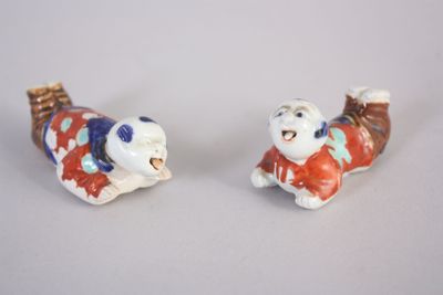 paire de figurines chinoises représentant un chat et un chien