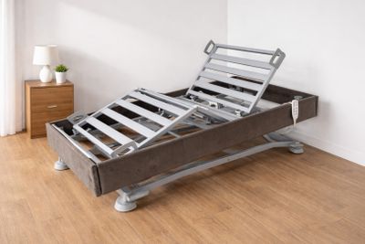 HALVOET - LAGO CARE - Lit Electrique 100x200cm ; 4 moteurs.