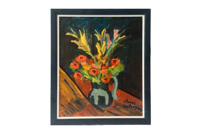 peinture d'un vase de fleurs sur une table sur fond noir