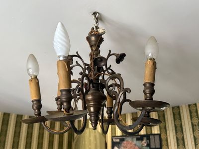 Ancien lustre en laiton, retrait à Bretenoux - 46,