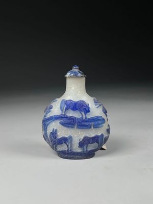 flacon à tabac en porcelaine chinoise bleue et blanche