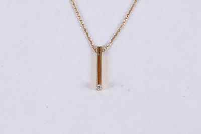 Collier en or jaune 750 ‰ composé d'une fine chaine à maille… - Photo 1