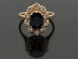 Bague ovale en saphir et diamants