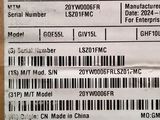 a label on the back of a box that has a barcode on it