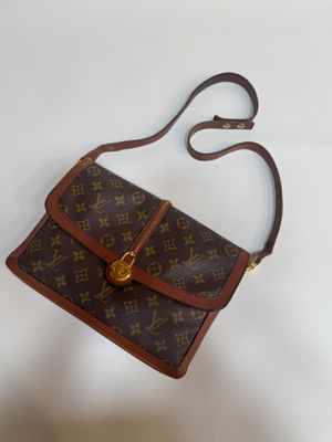 louis vuitton cross body bag