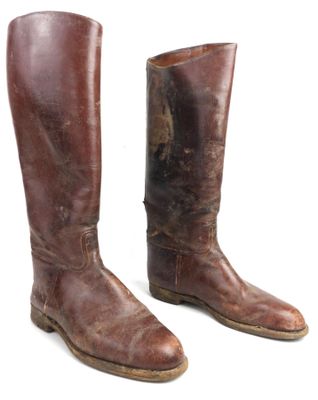 FRANCE. Paire de bottes d'officier français, en cuir marron,…
