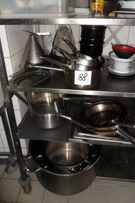 ensemble de toute la batterie de cuisine - Photo 1