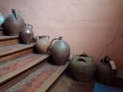 LOT de 9 pots en grès. Différentes dimensions. - Photo 1