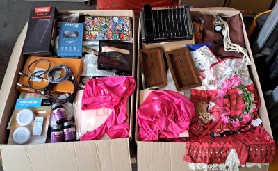 167 / 1 palette de 254 kg de mix (déguisement enfant, …