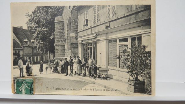 Vallière : Abside de l’Église et Grande-Rue (HM 107). 2 petits dé...