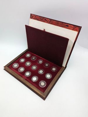 Coffret contenant 15 médailles commémoratives de la monnaie …