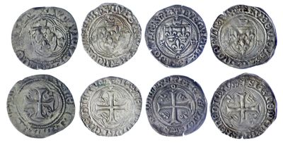 six types différents de pièces d'argent sur lesquelles figure une croix