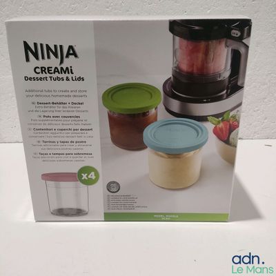 une boîte contenant le contenu d'un mixeur