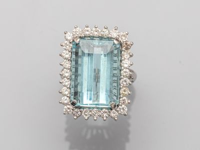 an aquamarinee and diamond ring