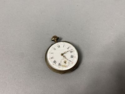 Montre de poche en argent (800), le cadran émaillé indiquant…
