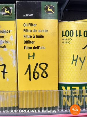 UN FILTRE A HUILE JOHN DEERE REF AL203060 - Photo 1