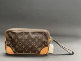 louis vuittou toilet bag