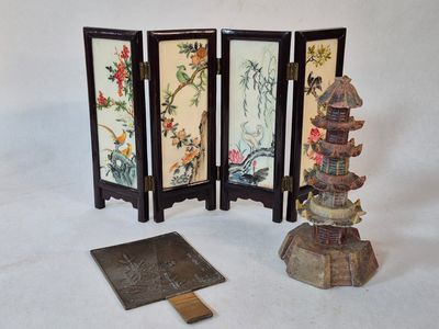 Petit paravent 4 feuilles en bois et pierre dure peinte à dé…