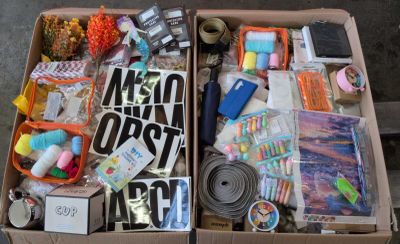 186 / 1 palette de 200 kg de mix (ceinture, peinture s…