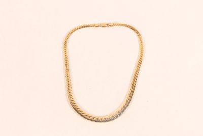 Collier en or jaune 750 ‰ à maille anglaise en chute. - Photo 1