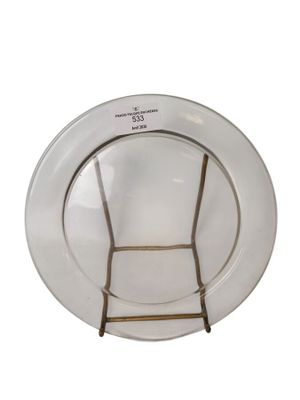 LALIQUE France, 12 assiettes en cristal.