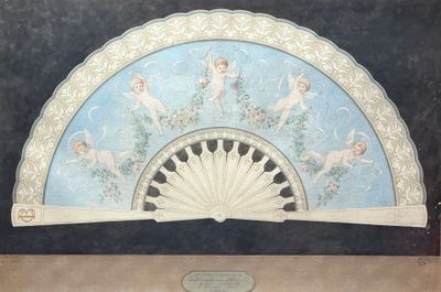 une peinture représentant des anges sur un éventail accroché au mur