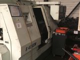 une machine qui se trouve à l'intérieur d'un bâtiment
