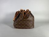 louis vuitton bucket bag