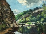 une peinture à l'huile représentant une rivière avec une montagne en arrière-plan