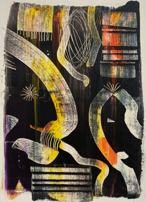 une image représentant un tableau où l'on voit des oiseaux voler au-dessus d'une ville la nuit