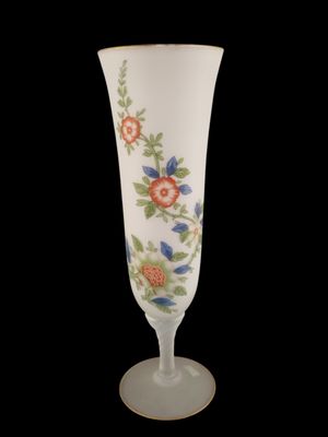 Grand vase en opaline à décor floral H. - Photo 1