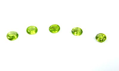 5 péridots ovales 3.40 cts 10.8x8.8x5 n°12531121