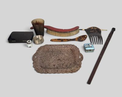 a lot of items that are sitting on a table