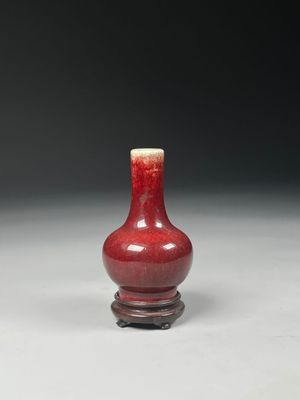 chinese red glaze snuffling vase with wooden stand