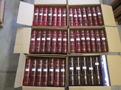 Six cartons avec 41 classeurs de premiers jours de France de… - Photo 1